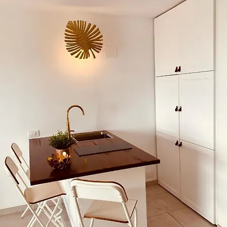 아파트 Exclusive With Stunning Sea Views By 75steps