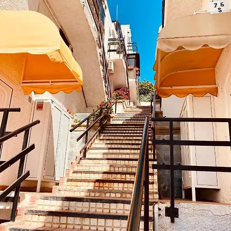 아파트 Exclusive With Stunning Sea Views By 75steps